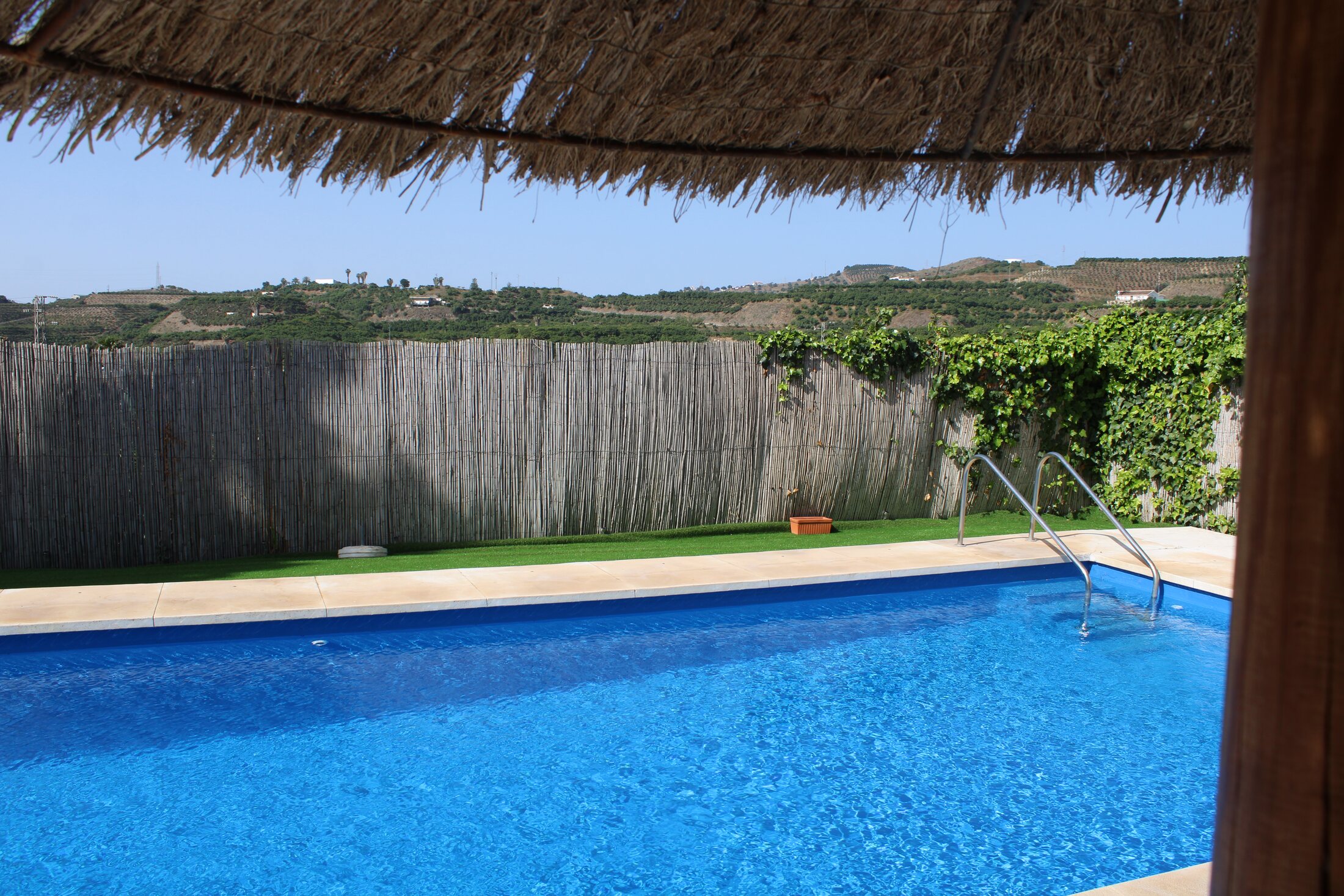 Piscina privada de Casa Rural Bellavista